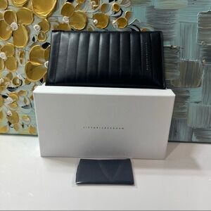 Victoria Beckham Sunglasses / Glasses Case with Box and Cleaning Cloth Wipe